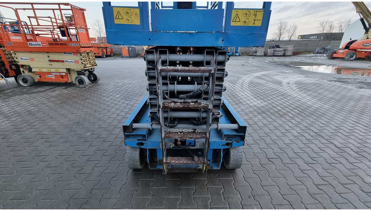 Hoogwerker 2015 GENIE GS 4047 AERIAL WORK PLATFORMS (ESN14015016): afbeelding 14