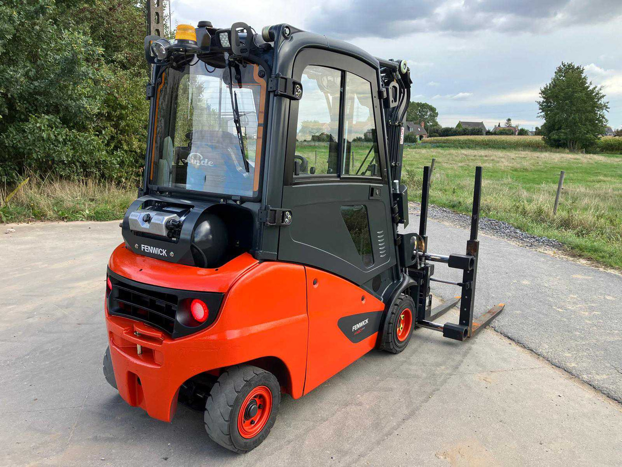 2015 LINDE H20T DOUBLE FORK FORKLIFT - Heftruck: afbeelding 5 2015 LINDE H20T DOUBLE FORK FORKLIFT - Heftruck: afbeelding 5