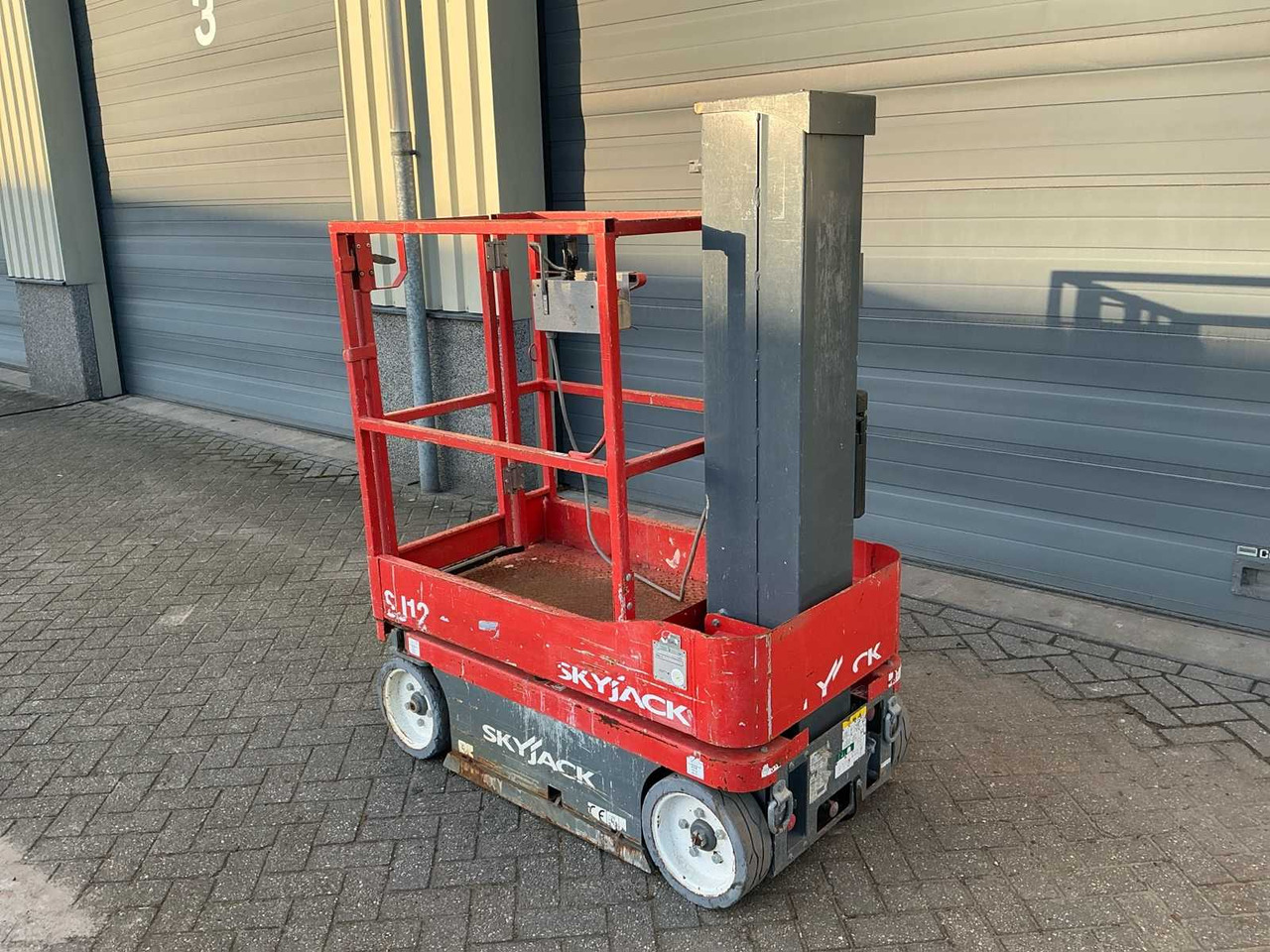 2015 SKYJACK SJ12 AERIAL PLATFORM - Hoogwerker: afbeelding 3 2015 SKYJACK SJ12 AERIAL PLATFORM - Hoogwerker: afbeelding 3