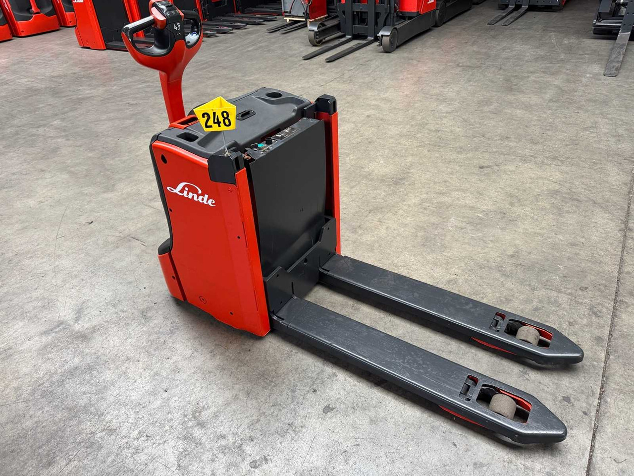 2016 LINDE T16L PALLET TRUCK ANT STACKER INITIAL STROKE 3,247 HOURS - Heftruck: afbeelding 1 2016 LINDE T16L PALLET TRUCK ANT STACKER INITIAL STROKE 3,247 HOURS - Heftruck: afbeelding 1