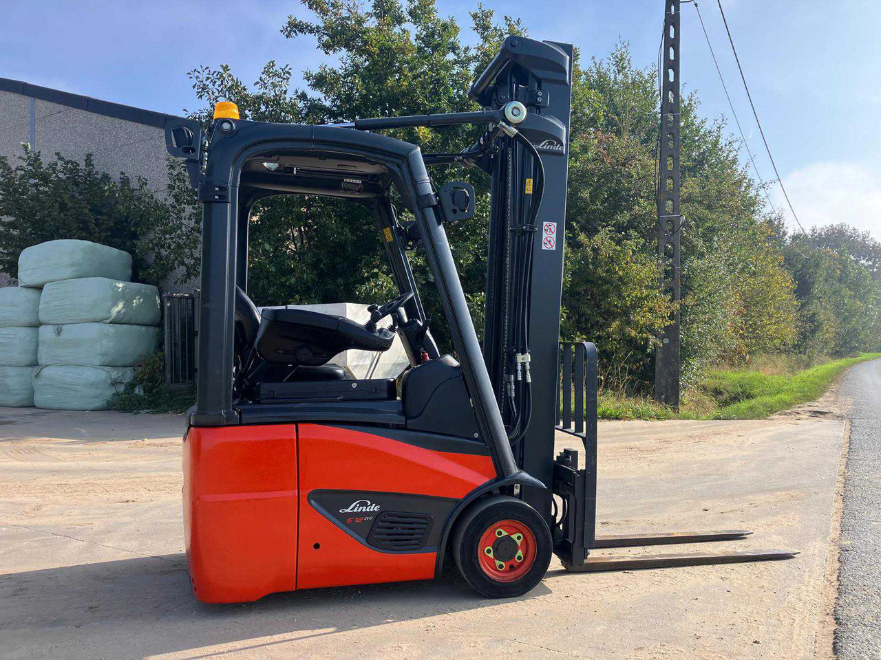 2019 LINDE E12 ELECTRIC FORKLIFT TRUCK - Heftruck: afbeelding 4 2019 LINDE E12 ELECTRIC FORKLIFT TRUCK - Heftruck: afbeelding 4
