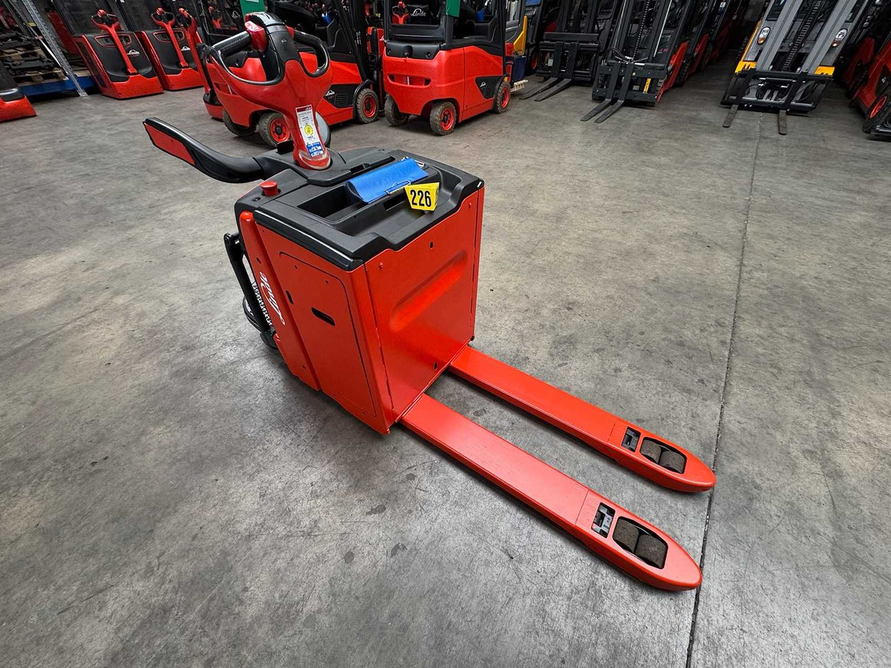 2020 SERVICE + UVV 10/2026 LINDE T20AP 2,000KG PALLET TRUCK ANT STACKER PLATFORM T20 AP 2,536 HOURS - Heftruck: afbeelding 2 2020 SERVICE + UVV 10/2026 LINDE T20AP 2,000KG PALLET TRUCK ANT STACKER PLATFORM T20 AP 2,536 HOURS - Heftruck: afbeelding 2