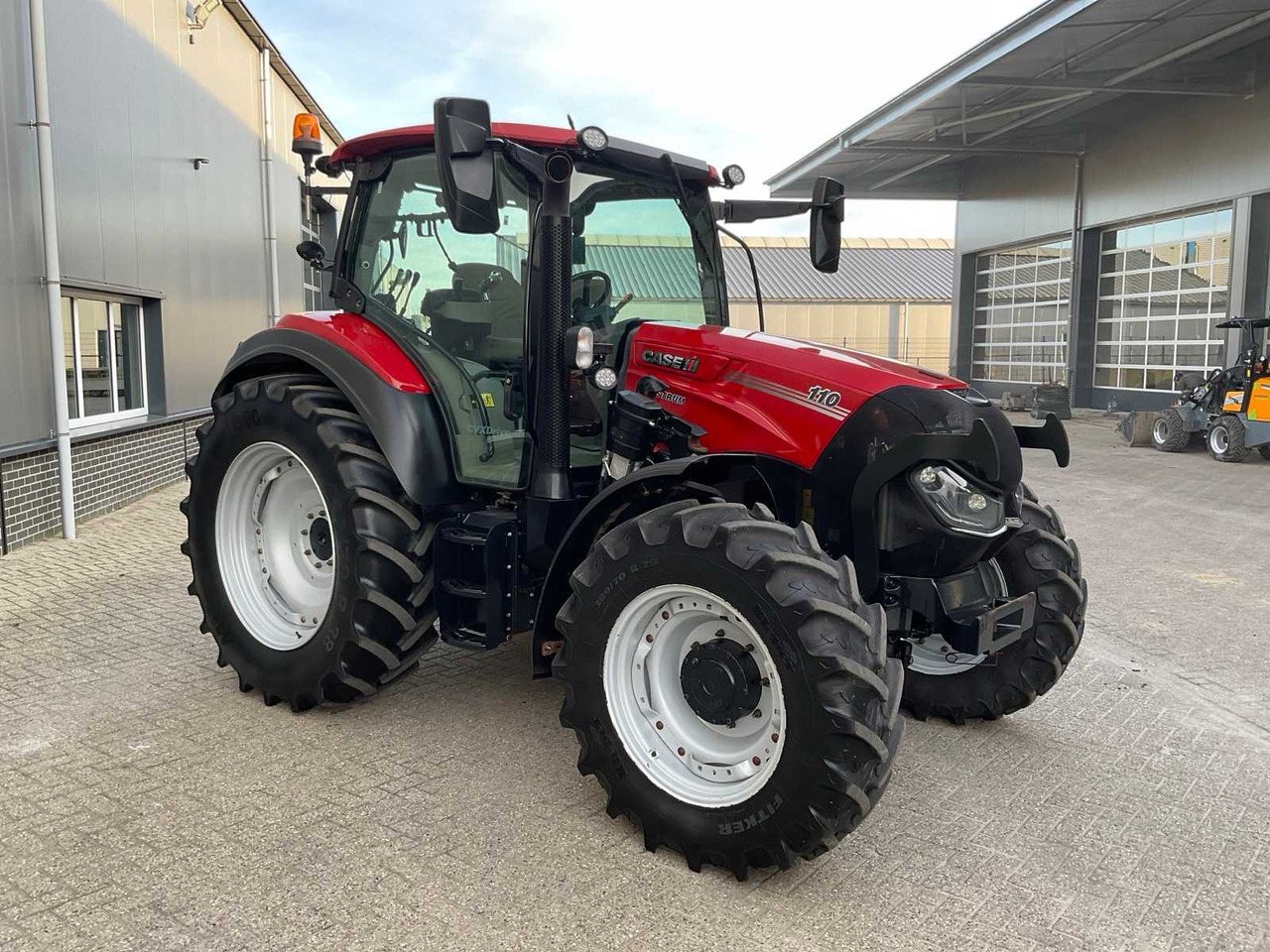 2021 CASE IH VESTRUM 110 CVXDRIVE ALL-WHEEL DRIVE FARM TRACTOR - Tractor: afbeelding 4 2021 CASE IH VESTRUM 110 CVXDRIVE ALL-WHEEL DRIVE FARM TRACTOR - Tractor: afbeelding 4