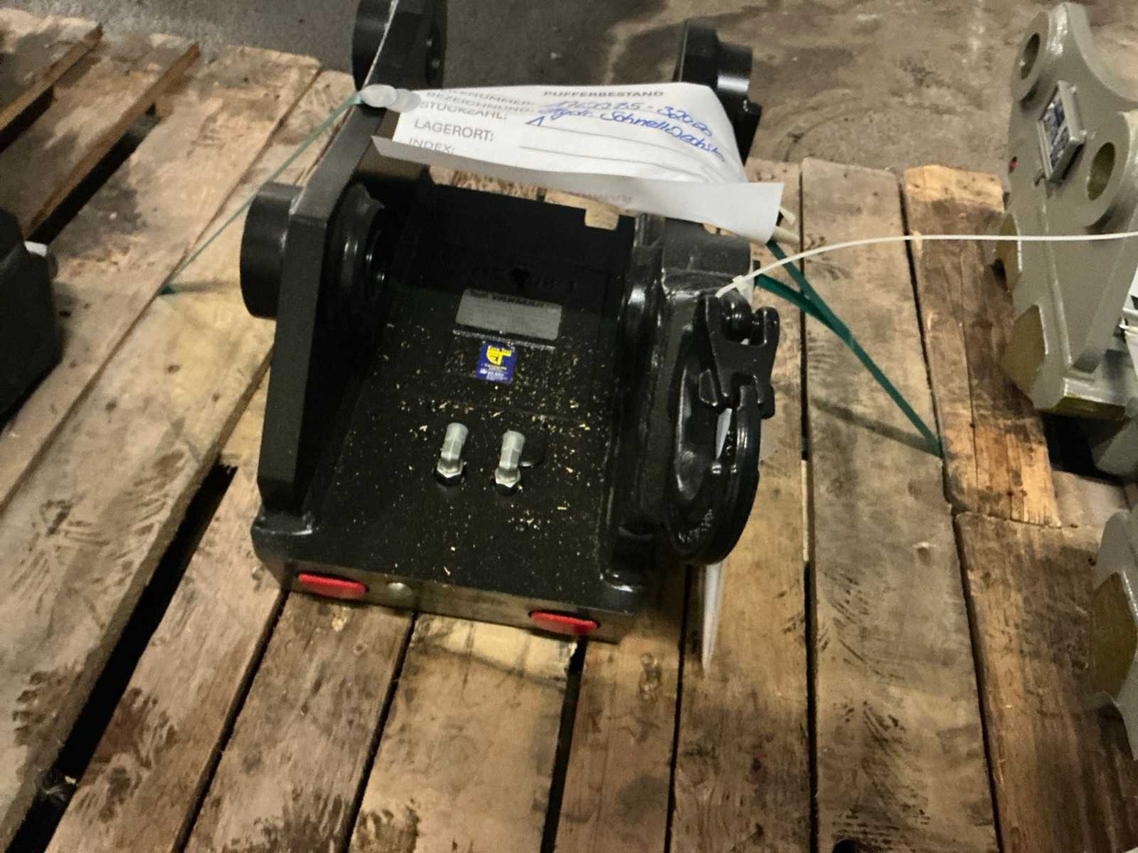 2024 YANMAR QUICK COUPLER, HYDR. - Wiellader: afbeelding 4 2024 YANMAR QUICK COUPLER, HYDR. - Wiellader: afbeelding 4