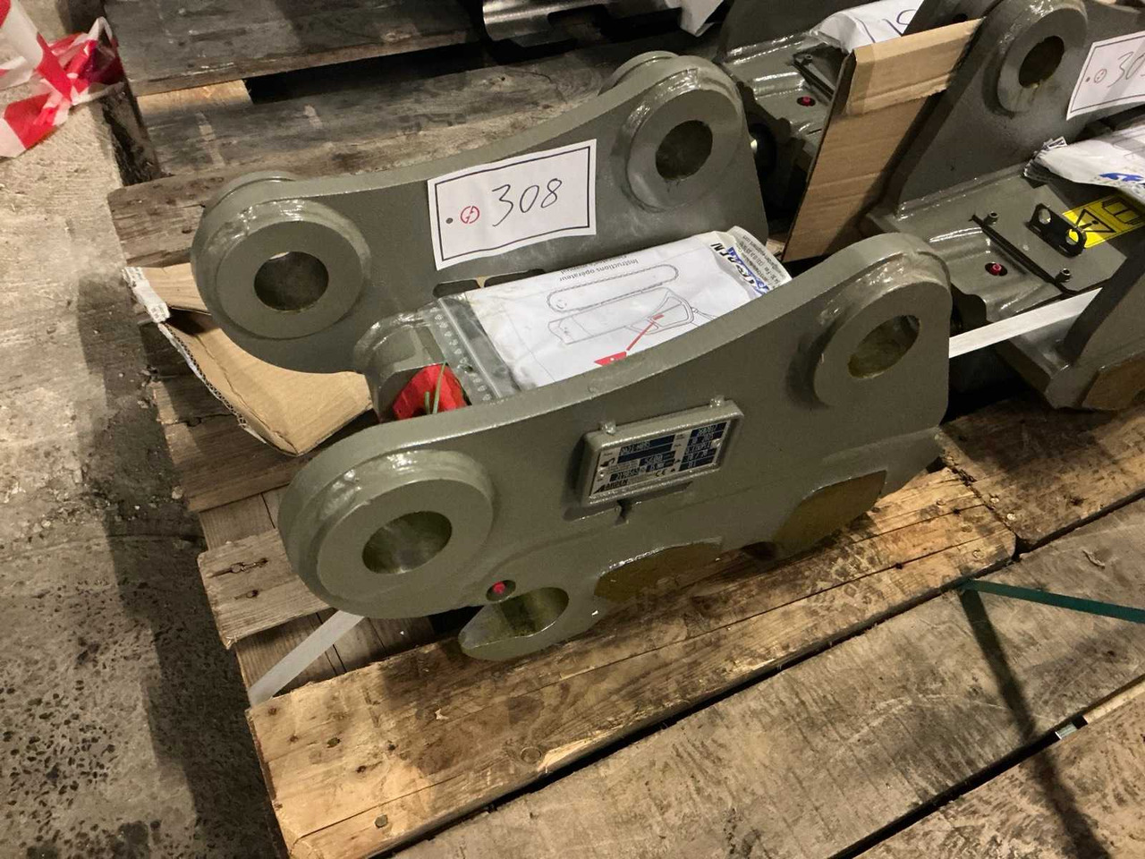 ARDEN - QA23-H095 - 2025 - QUICK COUPLER, HYDR. - Wiellader: afbeelding 1 ARDEN - QA23-H095 - 2025 - QUICK COUPLER, HYDR. - Wiellader: afbeelding 1