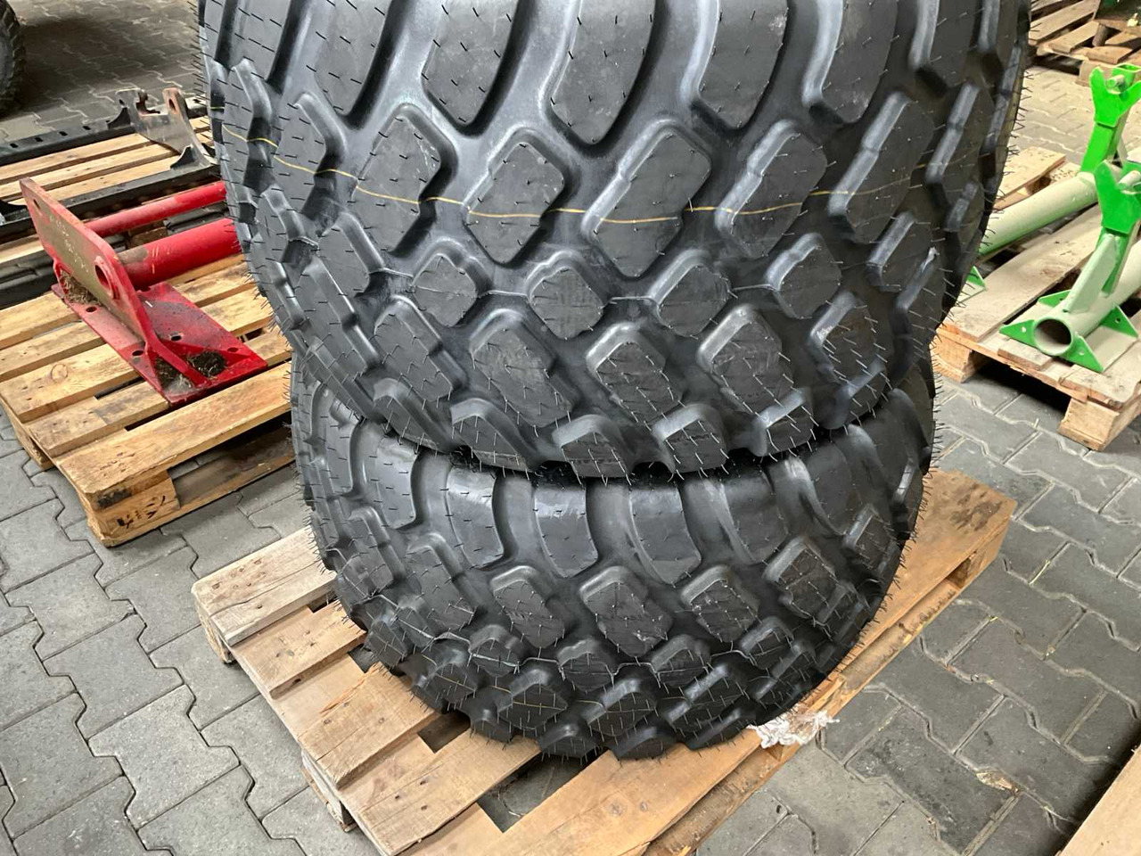 Alliance 882 Agri Transport - Banden en velgen voor Tractor: afbeelding 4 Alliance 882 Agri Transport - Banden en velgen voor Tractor: afbeelding 4