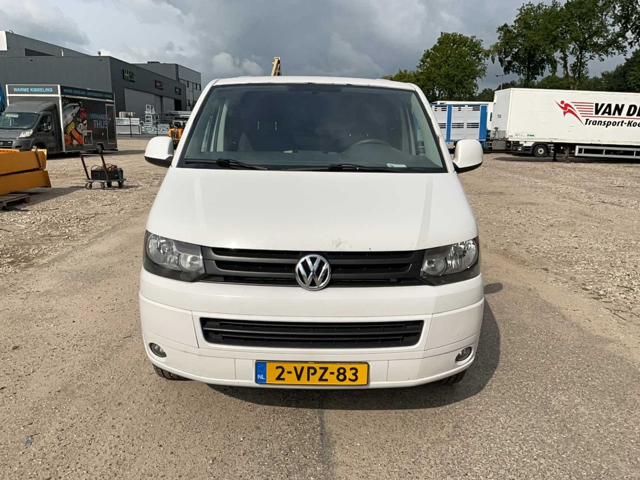 2011 VOLKSWAGEN TRANSPORTER 2.0TDI L1H1 COMMERCIAL VEHICLE - Bedrijfswagen: afbeelding 2 2011 VOLKSWAGEN TRANSPORTER 2.0TDI L1H1 COMMERCIAL VEHICLE - Bedrijfswagen: afbeelding 2