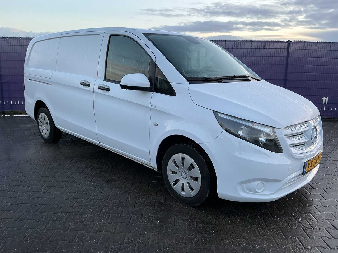 2016 - MERCEDES-BENZ - VITO - 111 CDI FUNC. LONG - COMMERCIAL VEHICLE - Bedrijfswagen: afbeelding 2 2016 - MERCEDES-BENZ - VITO - 111 CDI FUNC. LONG - COMMERCIAL VEHICLE - Bedrijfswagen: afbeelding 2