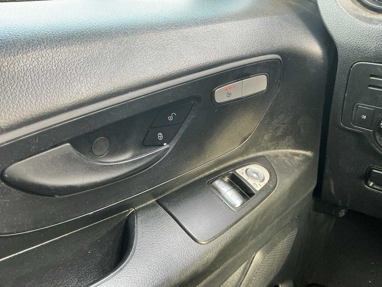 Bedrijfswagen 2020 - MERCEDES-BENZ - EVITO - EVITO LONG 41KWH - COMMERCIAL VEHICLE: afbeelding 12