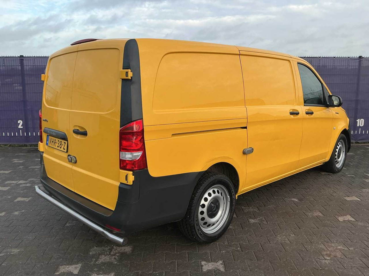 2020 - MERCEDES-BENZ - EVITO - EVITO LONG 41KWH - COMMERCIAL VEHICLE - Bedrijfswagen: afbeelding 4 2020 - MERCEDES-BENZ - EVITO - EVITO LONG 41KWH - COMMERCIAL VEHICLE - Bedrijfswagen: afbeelding 4