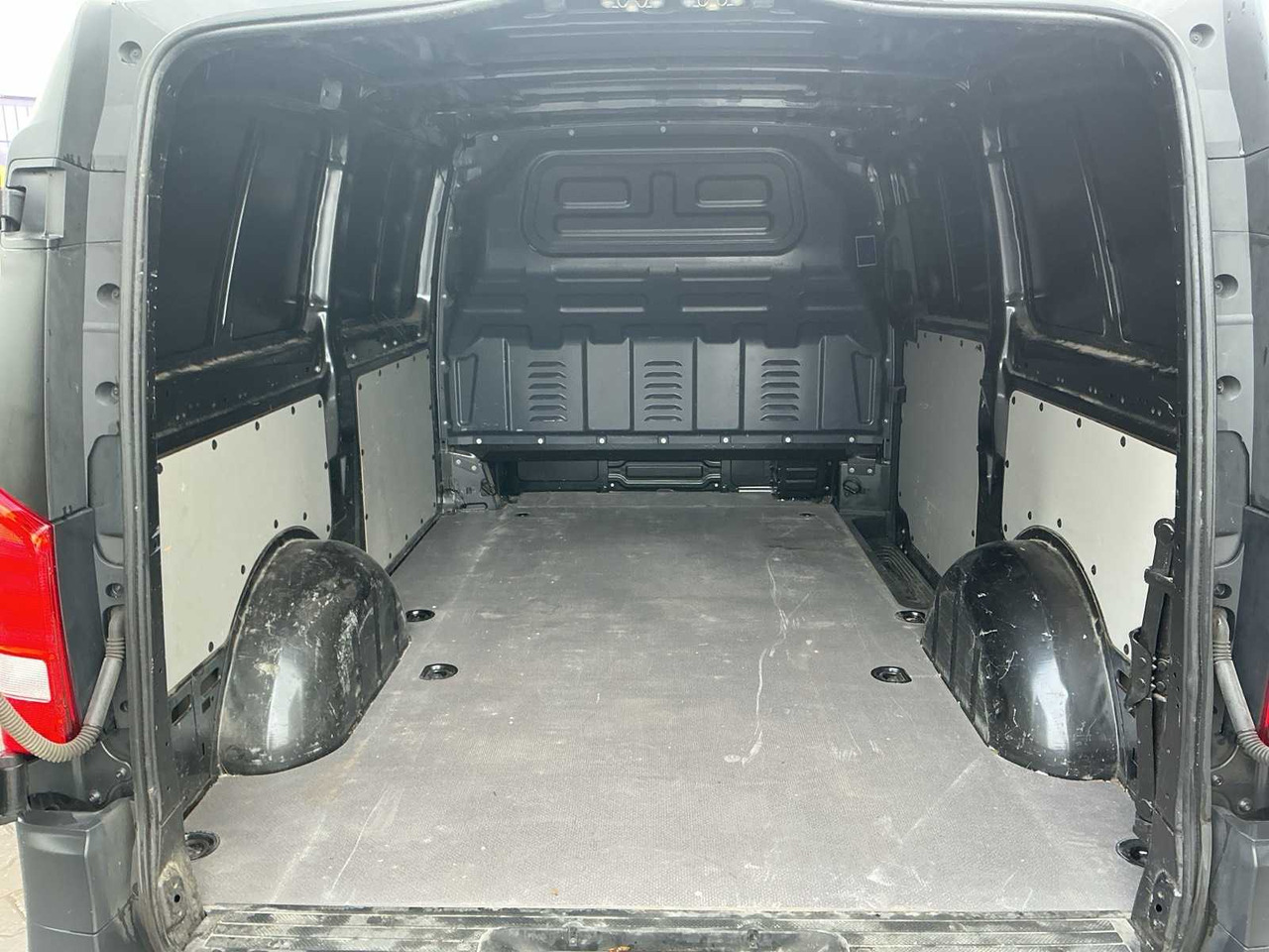 2020 - MERCEDES-BENZ - VITO - 110 CDI LONG - COMMERCIAL VEHICLE - Bedrijfswagen: afbeelding 5 2020 - MERCEDES-BENZ - VITO - 110 CDI LONG - COMMERCIAL VEHICLE - Bedrijfswagen: afbeelding 5