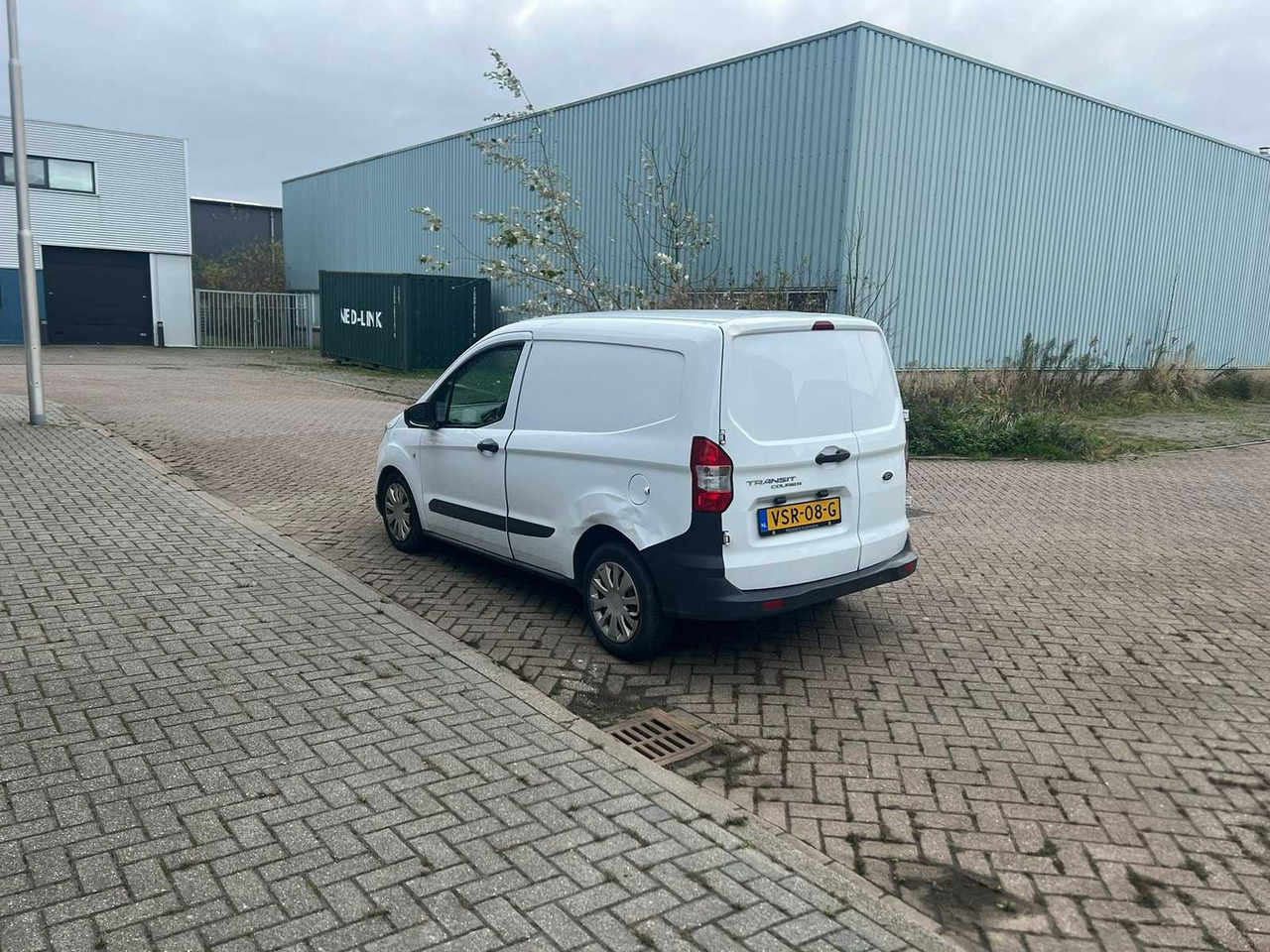 FORD - 1.5 TDCI AMBIENTE START&STOP - TRANSIT COURIER, VSR-08-G - Bedrijfswagen: afbeelding 4 FORD - 1.5 TDCI AMBIENTE START&STOP - TRANSIT COURIER, VSR-08-G - Bedrijfswagen: afbeelding 4