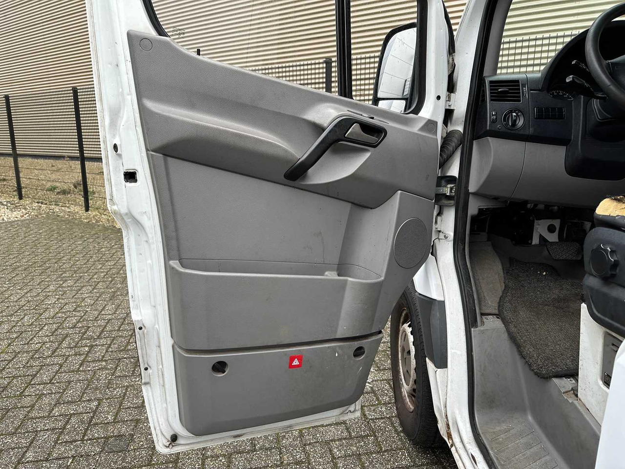 Bedrijfswagen MERCEDES-BENZ SPRINTER 315 2.2 CDI 366 EHD 150HP 2007, 49-VGK-5 COMMERCIAL VEHICLE YOUNGTIMER: afbeelding 18 Bedrijfswagen MERCEDES-BENZ SPRINTER 315 2.2 CDI 366 EHD 150HP 2007, 49-VGK-5 COMMERCIAL VEHICLE YOUNGTIMER: afbeelding 18