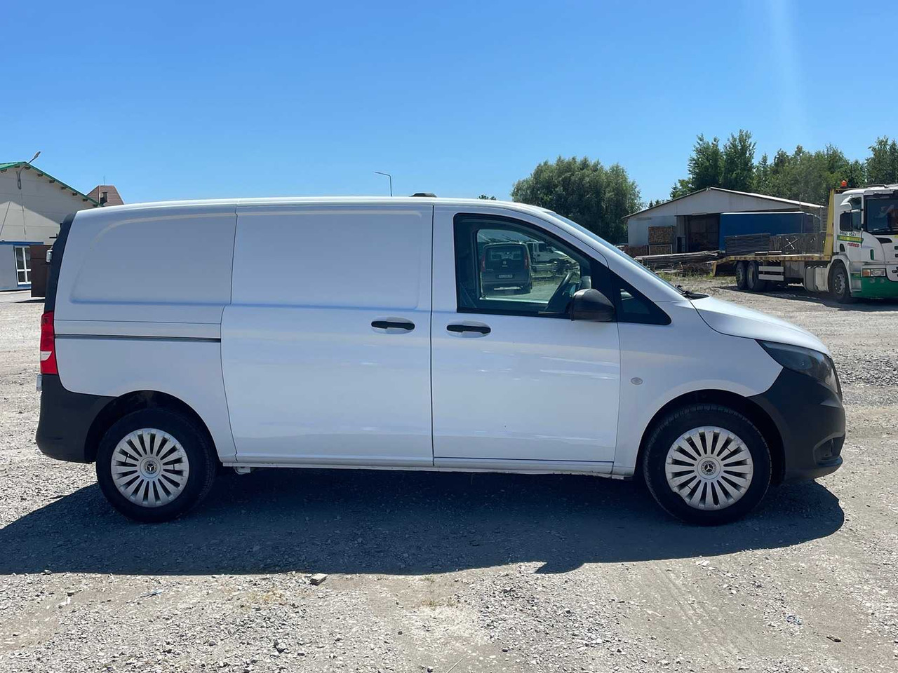 MERCEDES-BENZ - VITO 116 CDI 4X4 - LIGHT COMMERCIAL VAN - Bedrijfswagen: afbeelding 5 MERCEDES-BENZ - VITO 116 CDI 4X4 - LIGHT COMMERCIAL VAN - Bedrijfswagen: afbeelding 5