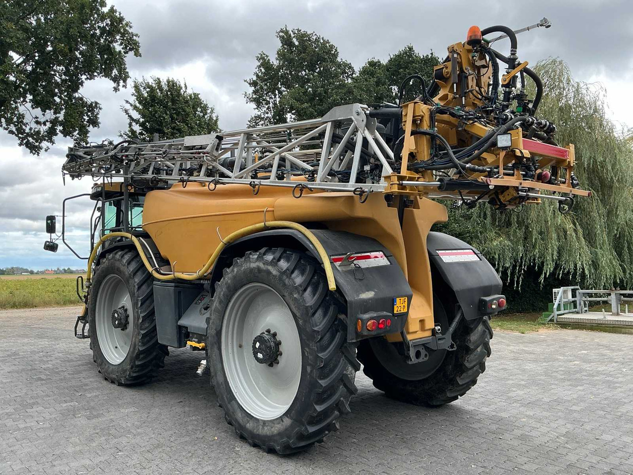 Challenger Rogator RG 645 - Veldspuit: afbeelding 4 Challenger Rogator RG 645 - Veldspuit: afbeelding 4