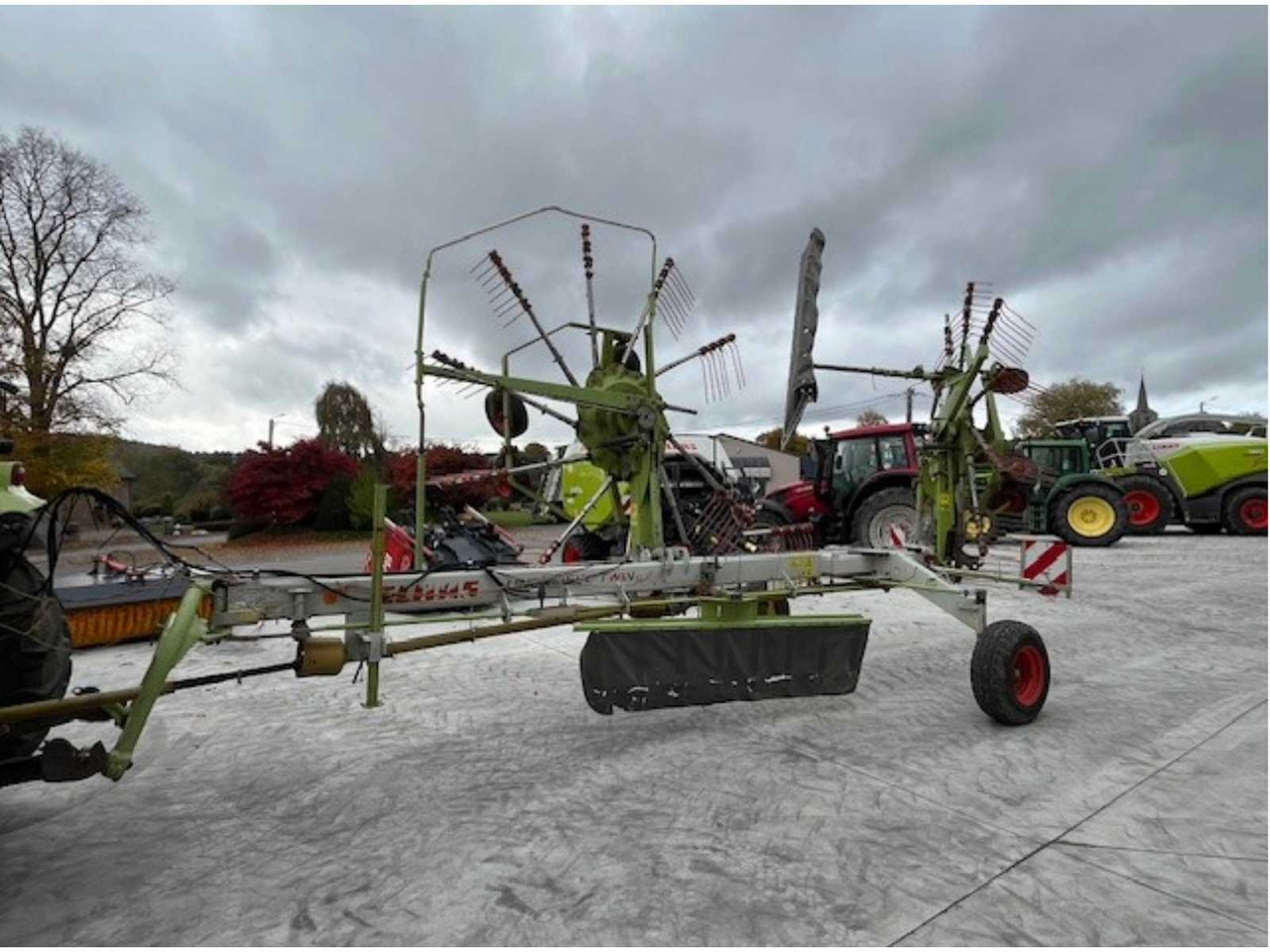 Claas Liner 1550 Twin Pro - Hooi-/ Voedermachine: afbeelding 1 Claas Liner 1550 Twin Pro - Hooi-/ Voedermachine: afbeelding 1