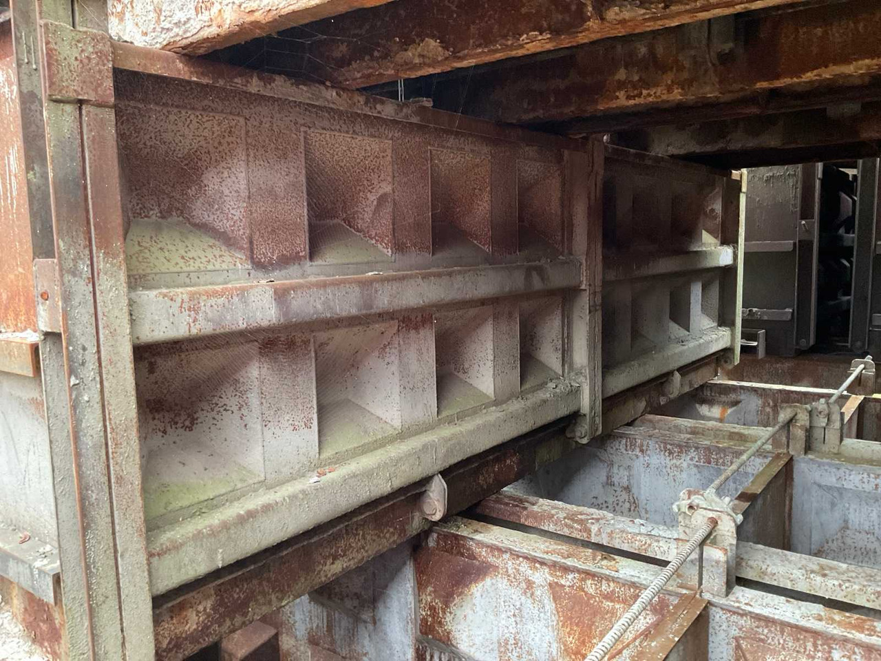 Concrete block mold (25x) - Betonmachine: afbeelding 5 Concrete block mold (25x) - Betonmachine: afbeelding 5