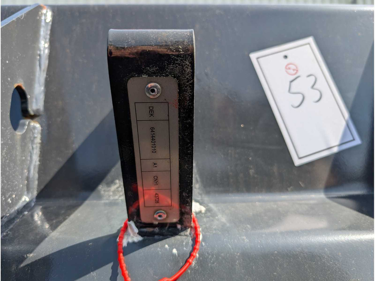 DEKPOL STEEL SP. Z.O.O. LOADING BUCKET WITH TEETH - AS - 1850 MM - 0.80 CBM - Wiellader: afbeelding 2 DEKPOL STEEL SP. Z.O.O. LOADING BUCKET WITH TEETH - AS - 1850 MM - 0.80 CBM - Wiellader: afbeelding 2