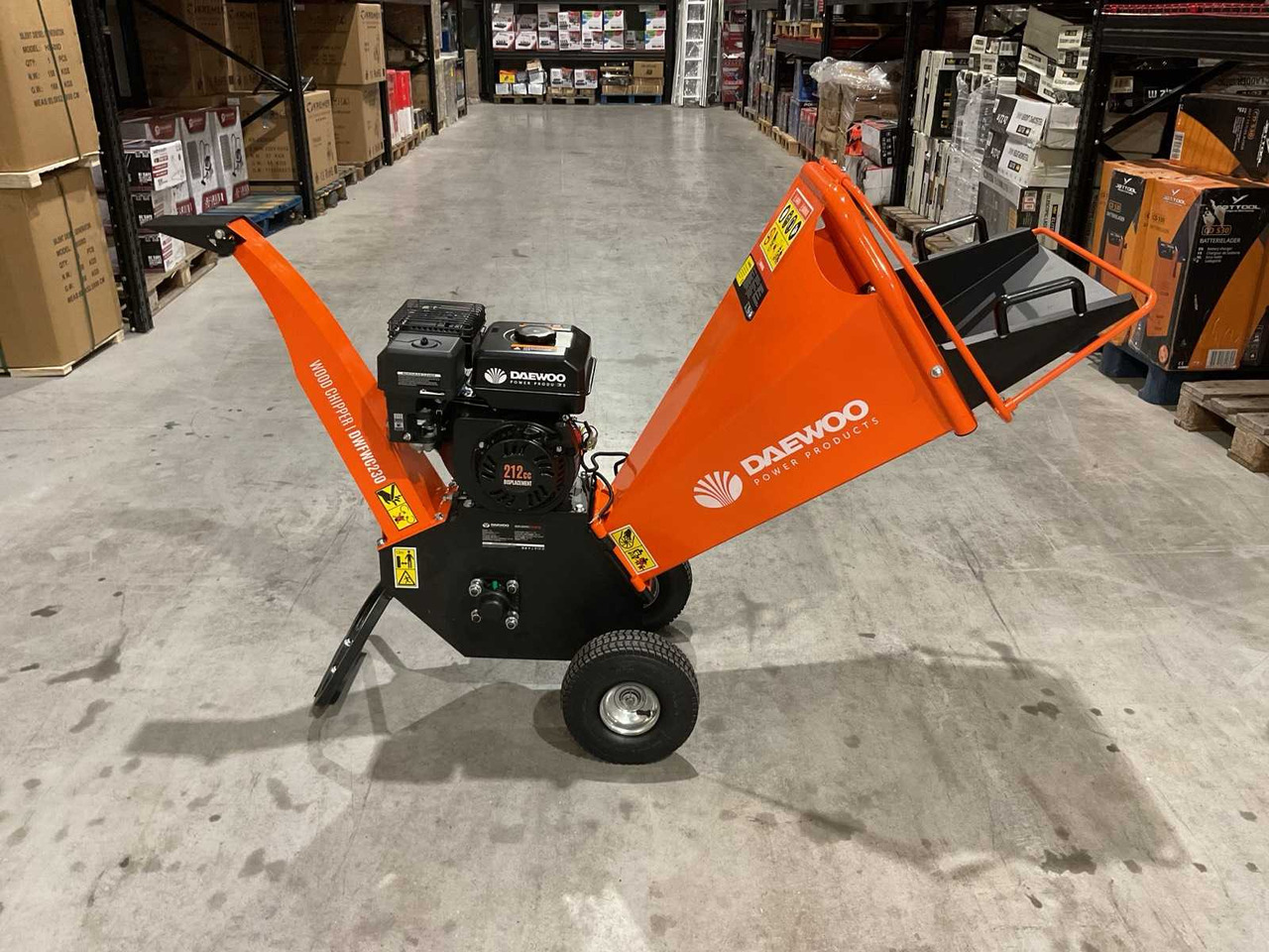 Daewoo DWFWC230 - Houtversnipperaar: afbeelding 1 Daewoo DWFWC230 - Houtversnipperaar: afbeelding 1