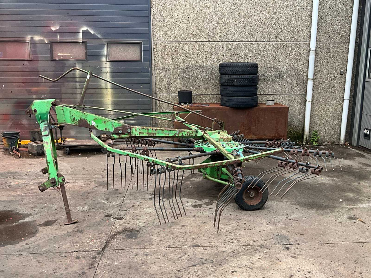Deutz-Fahr - Hooi-/ Voedermachine: afbeelding 2 Deutz-Fahr - Hooi-/ Voedermachine: afbeelding 2