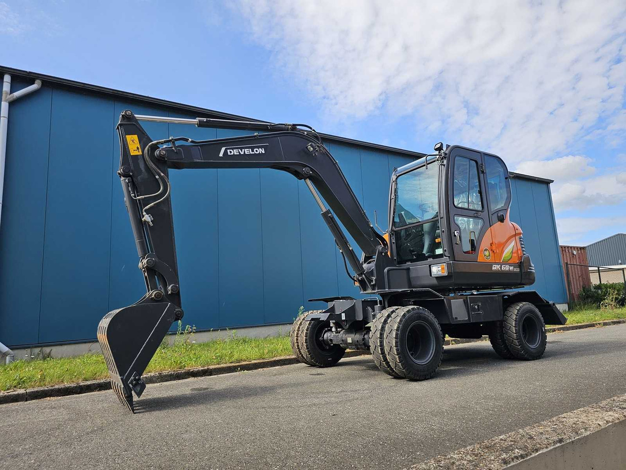 Develon 2024 DEVELON DX60WN ECO-1 WHEELED EXCAVATOR - Mobiele graafmachine: afbeelding 1 Develon 2024 DEVELON DX60WN ECO-1 WHEELED EXCAVATOR - Mobiele graafmachine: afbeelding 1