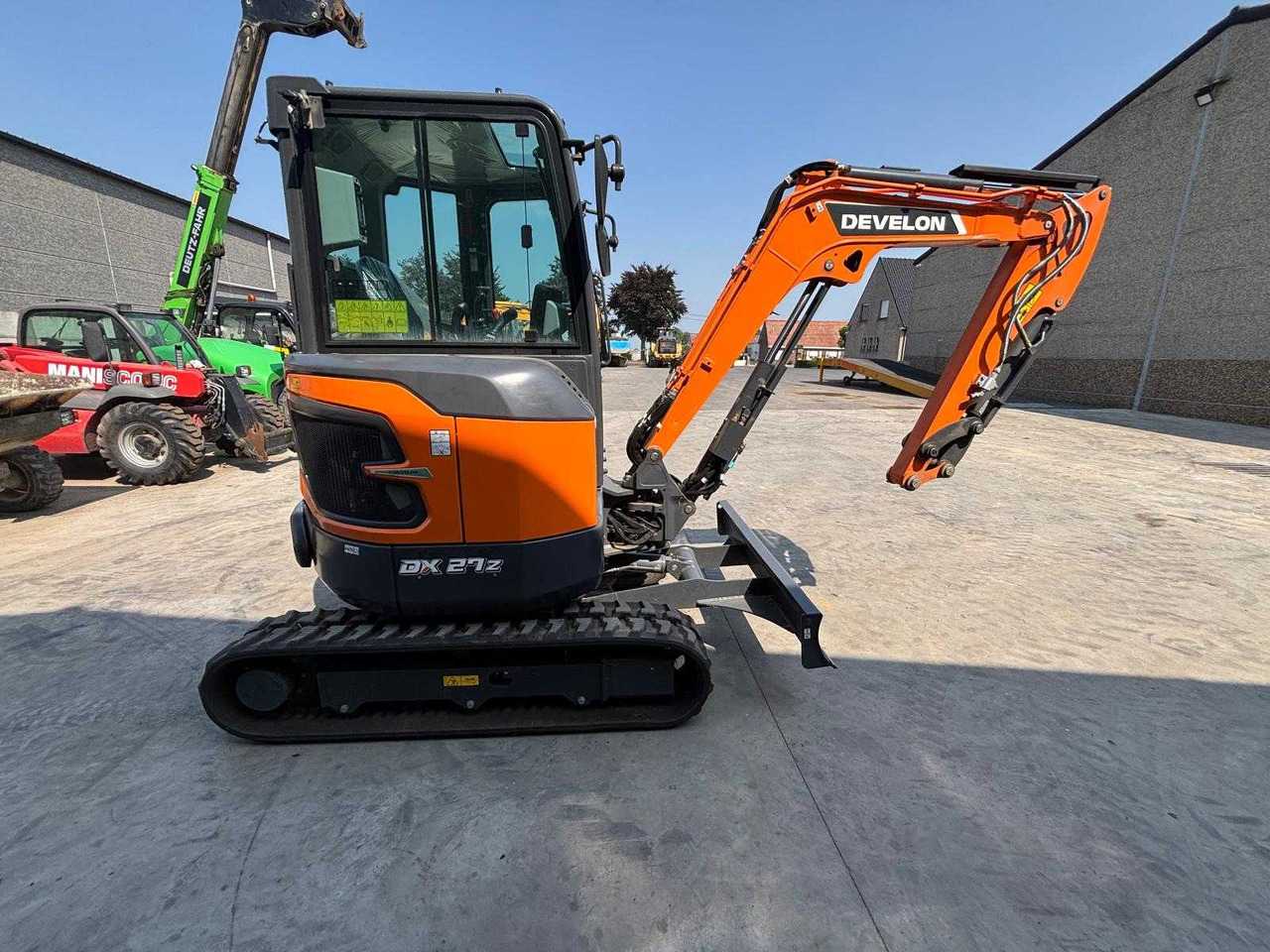 Develon DEVELON - 2024 - DX27Z-7 - MINI EXCAVATOR - Minigraafmachine: afbeelding 3 Develon DEVELON - 2024 - DX27Z-7 - MINI EXCAVATOR - Minigraafmachine: afbeelding 3