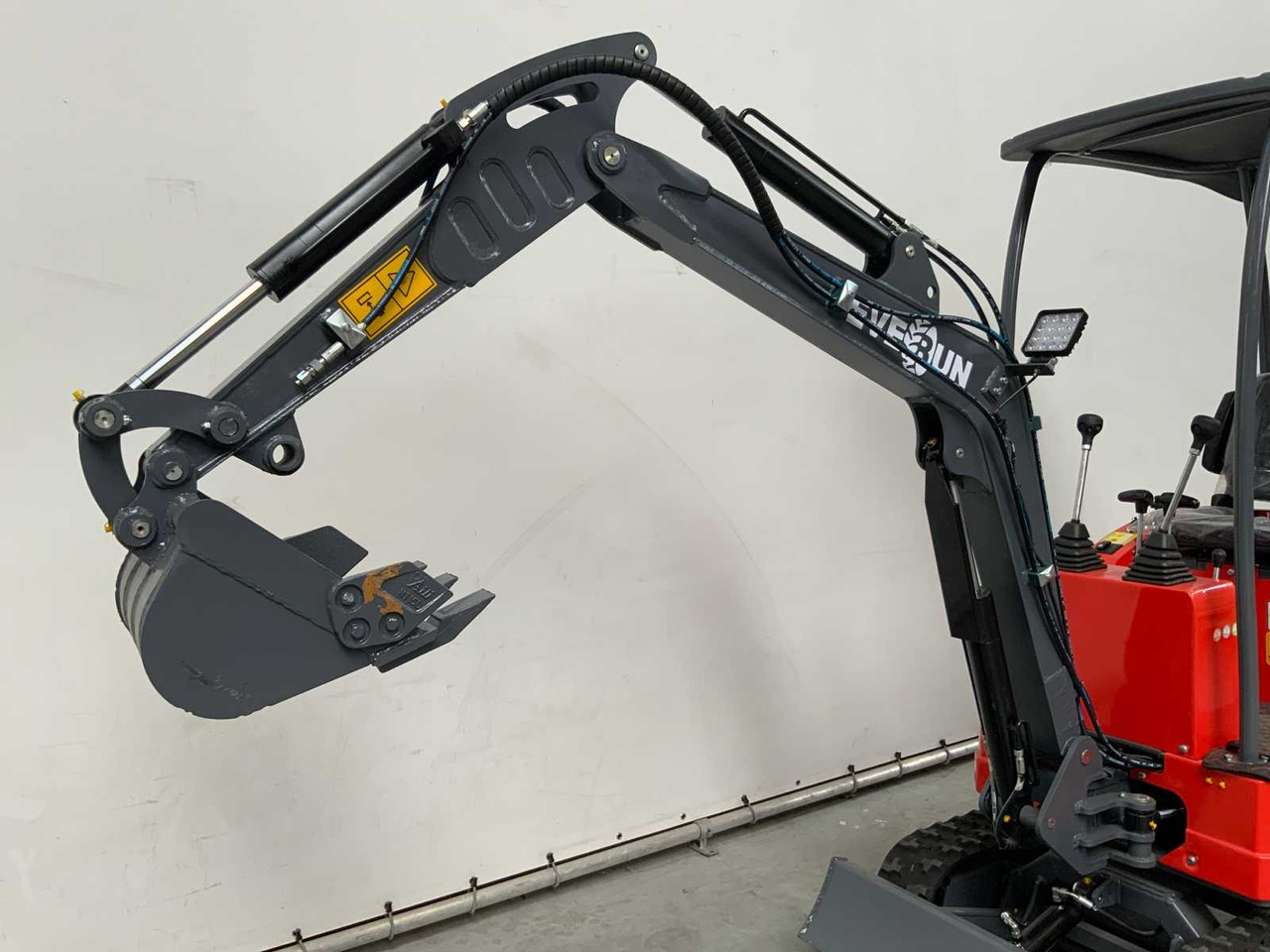 Everun ERE10PRO - Minigraafmachine: afbeelding 3 Everun ERE10PRO - Minigraafmachine: afbeelding 3