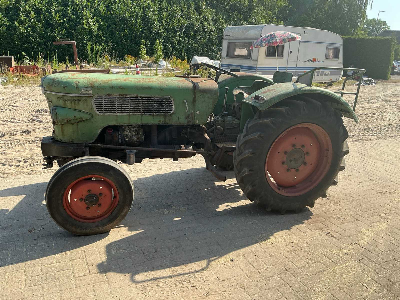Fendt Farmer 2-FW139/3 - Tractor: afbeelding 2 Fendt Farmer 2-FW139/3 - Tractor: afbeelding 2