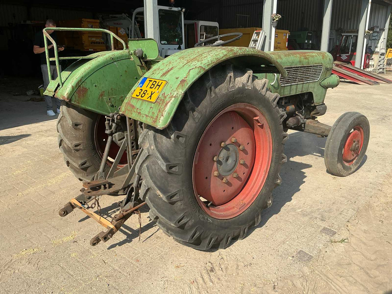 Fendt Farmer 2-FW139/3 - Tractor: afbeelding 5 Fendt Farmer 2-FW139/3 - Tractor: afbeelding 5