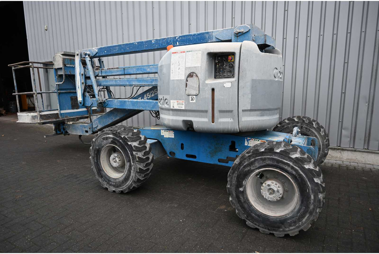 GENIE - 2003 - Z-45/25 - AERIAL PLATFORM - Hoogwerker: afbeelding 3 GENIE - 2003 - Z-45/25 - AERIAL PLATFORM - Hoogwerker: afbeelding 3