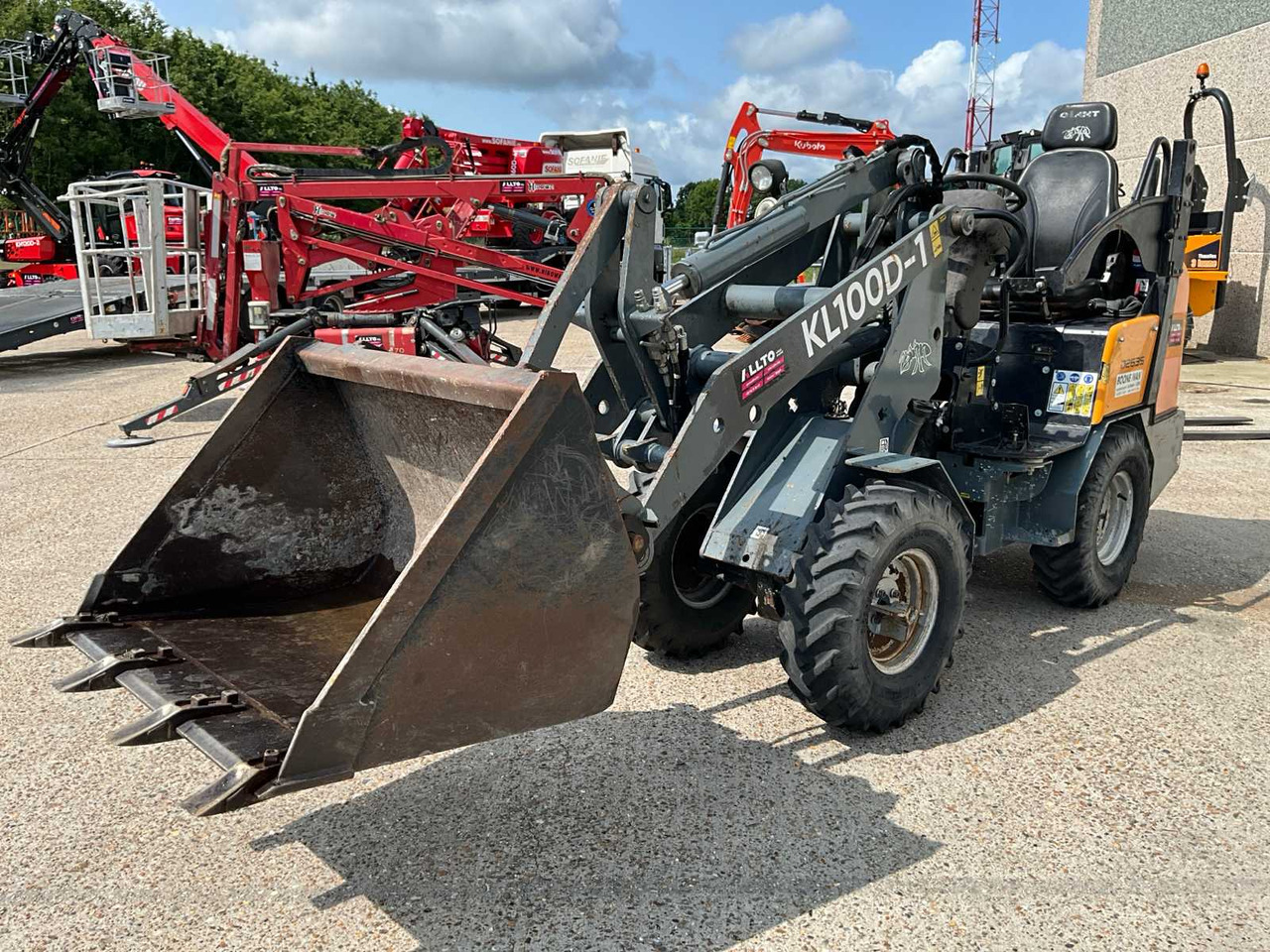 Giant D263S - Wiellader: afbeelding 1 Giant D263S - Wiellader: afbeelding 1