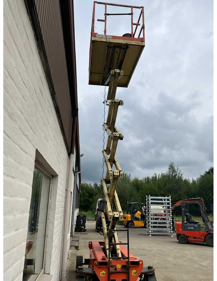 HOLLAND LIFT HL11816 SCISSOR LIFT AERIAL PLATFORM - Hoogwerker: afbeelding 3 HOLLAND LIFT HL11816 SCISSOR LIFT AERIAL PLATFORM - Hoogwerker: afbeelding 3