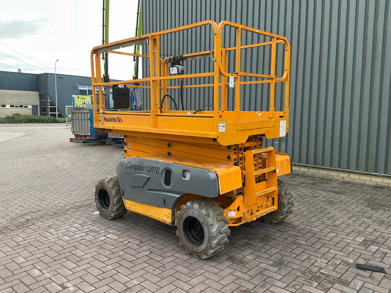 Haulotte Compact 12RTE - Hoogwerker: afbeelding 3 Haulotte Compact 12RTE - Hoogwerker: afbeelding 3