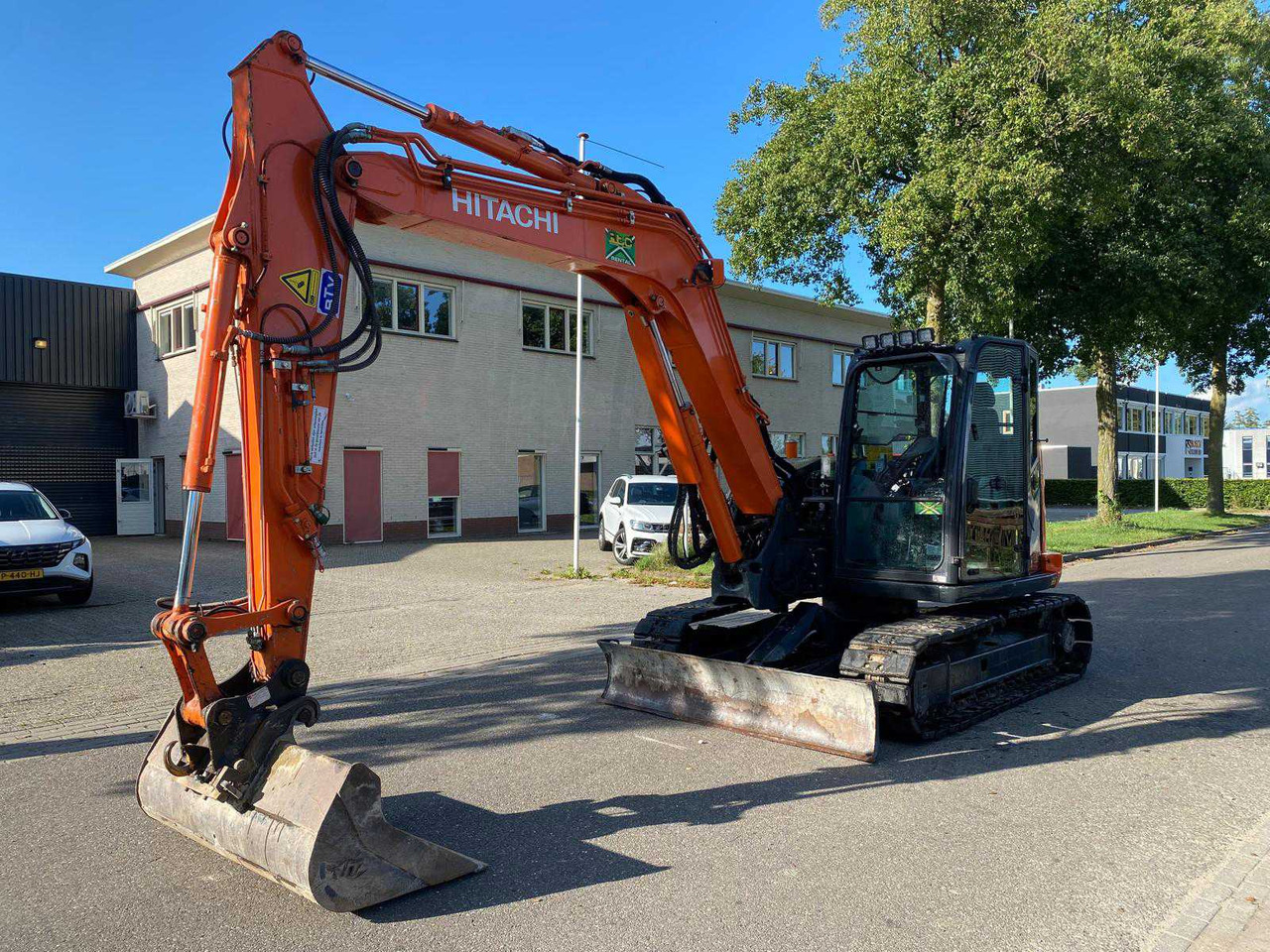 Hitachi - Rupsgraafmachine: afbeelding 1 Hitachi - Rupsgraafmachine: afbeelding 1