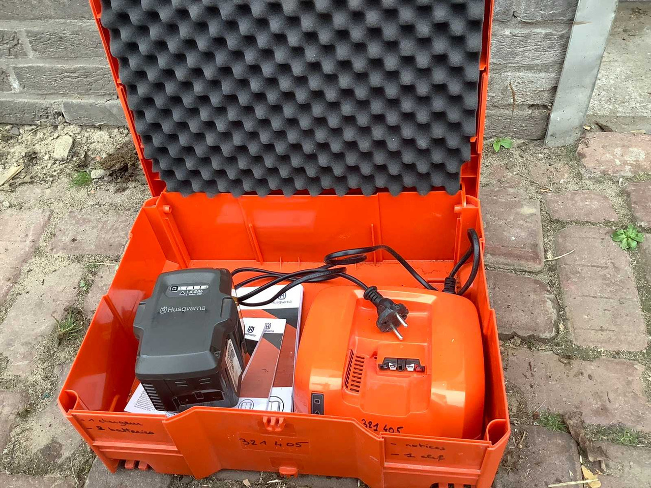 Husqvarna 136li - Tuinmachine: afbeelding 3 Husqvarna 136li - Tuinmachine: afbeelding 3