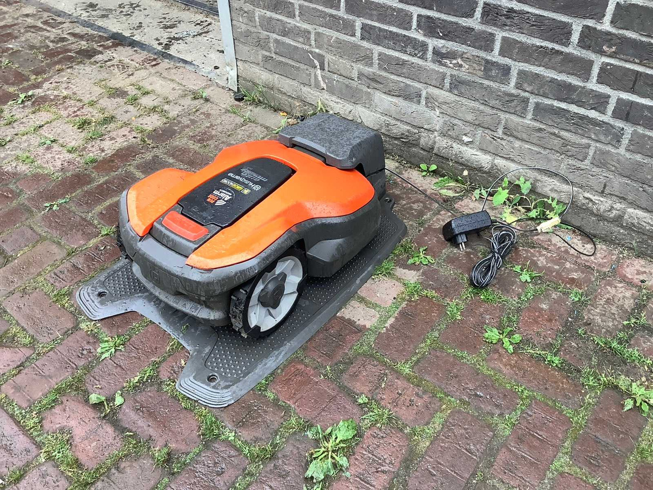 Husqvarna 305 - Gazonmaaier: afbeelding 1 Husqvarna 305 - Gazonmaaier: afbeelding 1