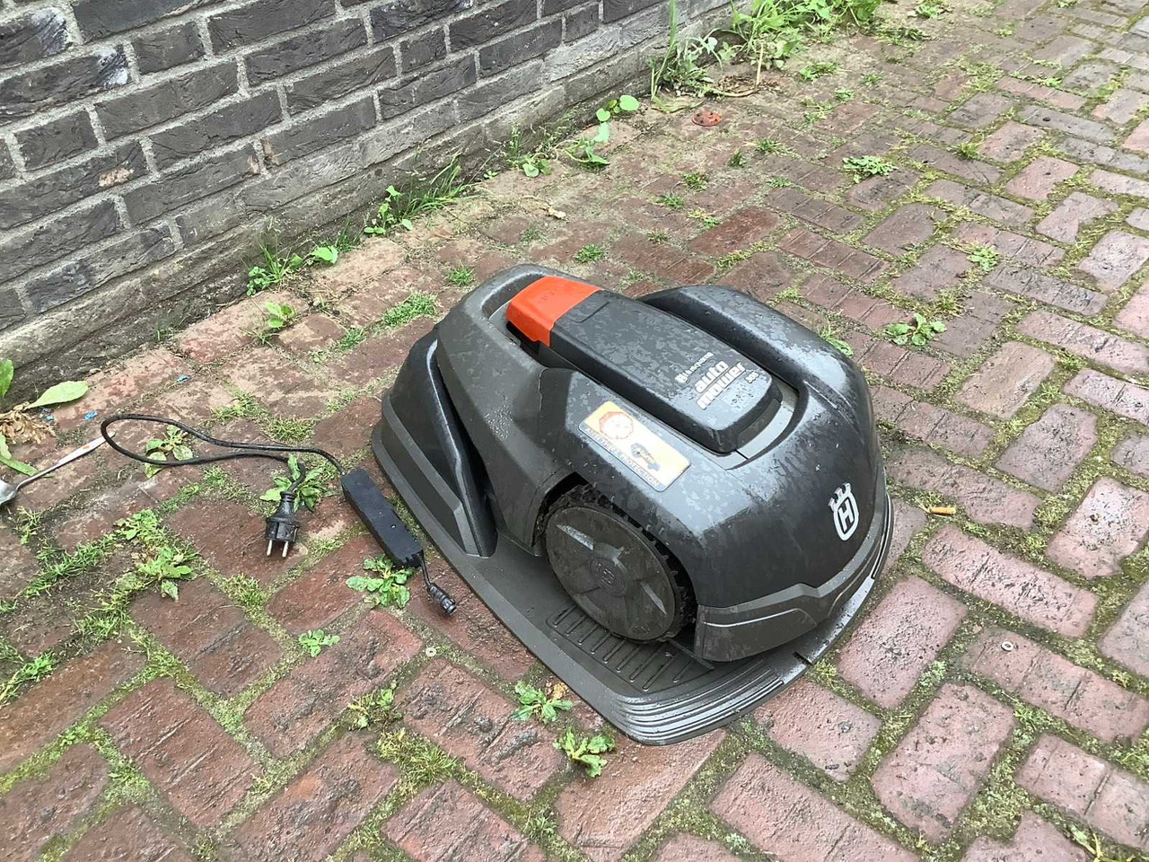 Husqvarna 305 - Gazonmaaier: afbeelding 2 Husqvarna 305 - Gazonmaaier: afbeelding 2