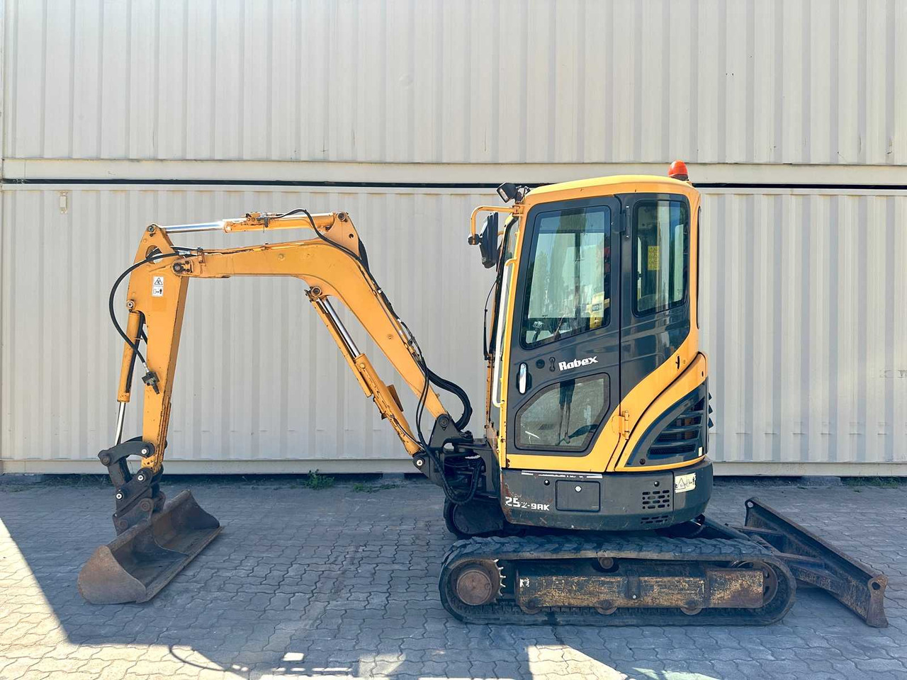 Hyundai Robex25Z-9AK - Minigraafmachine: afbeelding 2 Hyundai Robex25Z-9AK - Minigraafmachine: afbeelding 2