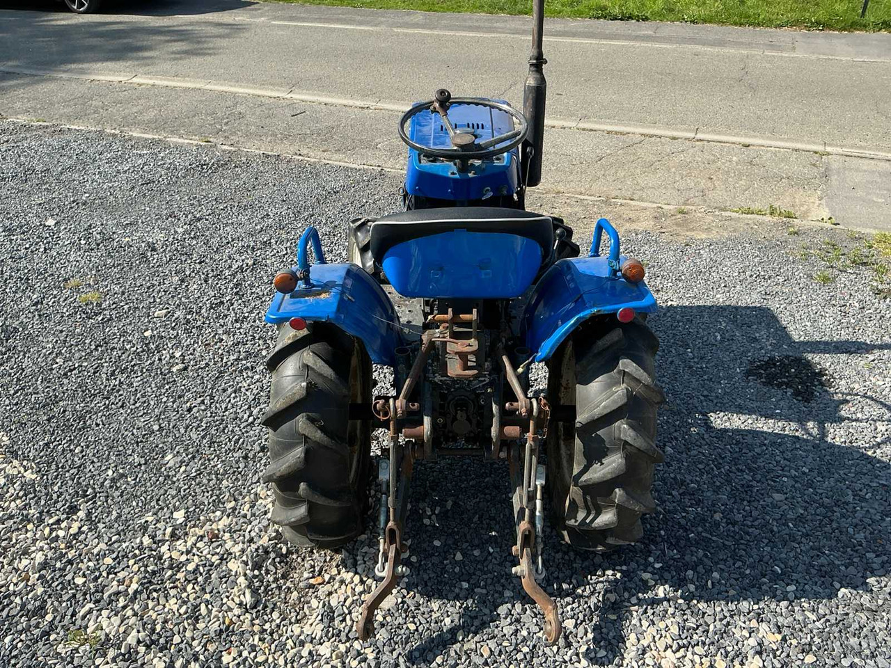 Iseki TX1300F - Mini tractor: afbeelding 4 Iseki TX1300F - Mini tractor: afbeelding 4
