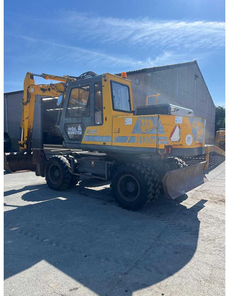 JCB JS 130W - Mobiele graafmachine: afbeelding 2 JCB JS 130W - Mobiele graafmachine: afbeelding 2