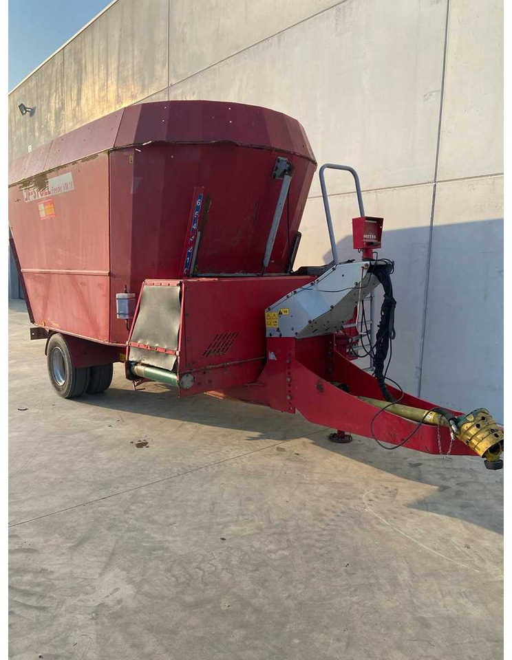 JF Stoll Feeder VM18 - Voermengwagen: afbeelding 3 JF Stoll Feeder VM18 - Voermengwagen: afbeelding 3