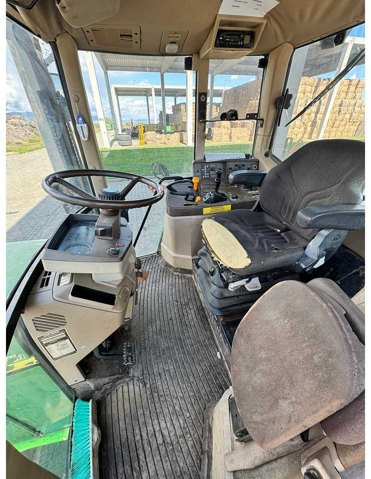 Tractor JOHN DEERE 6910: afbeelding 8 Tractor JOHN DEERE 6910: afbeelding 8