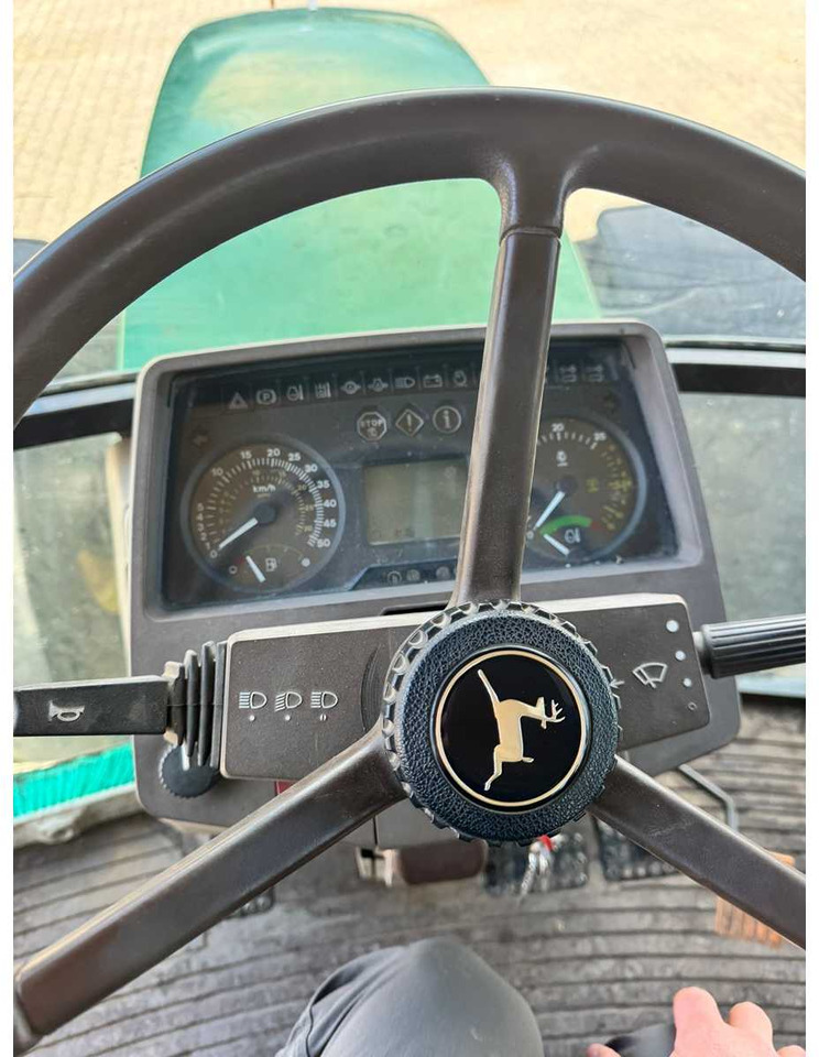 Tractor JOHN DEERE 6910: afbeelding 10 Tractor JOHN DEERE 6910: afbeelding 10