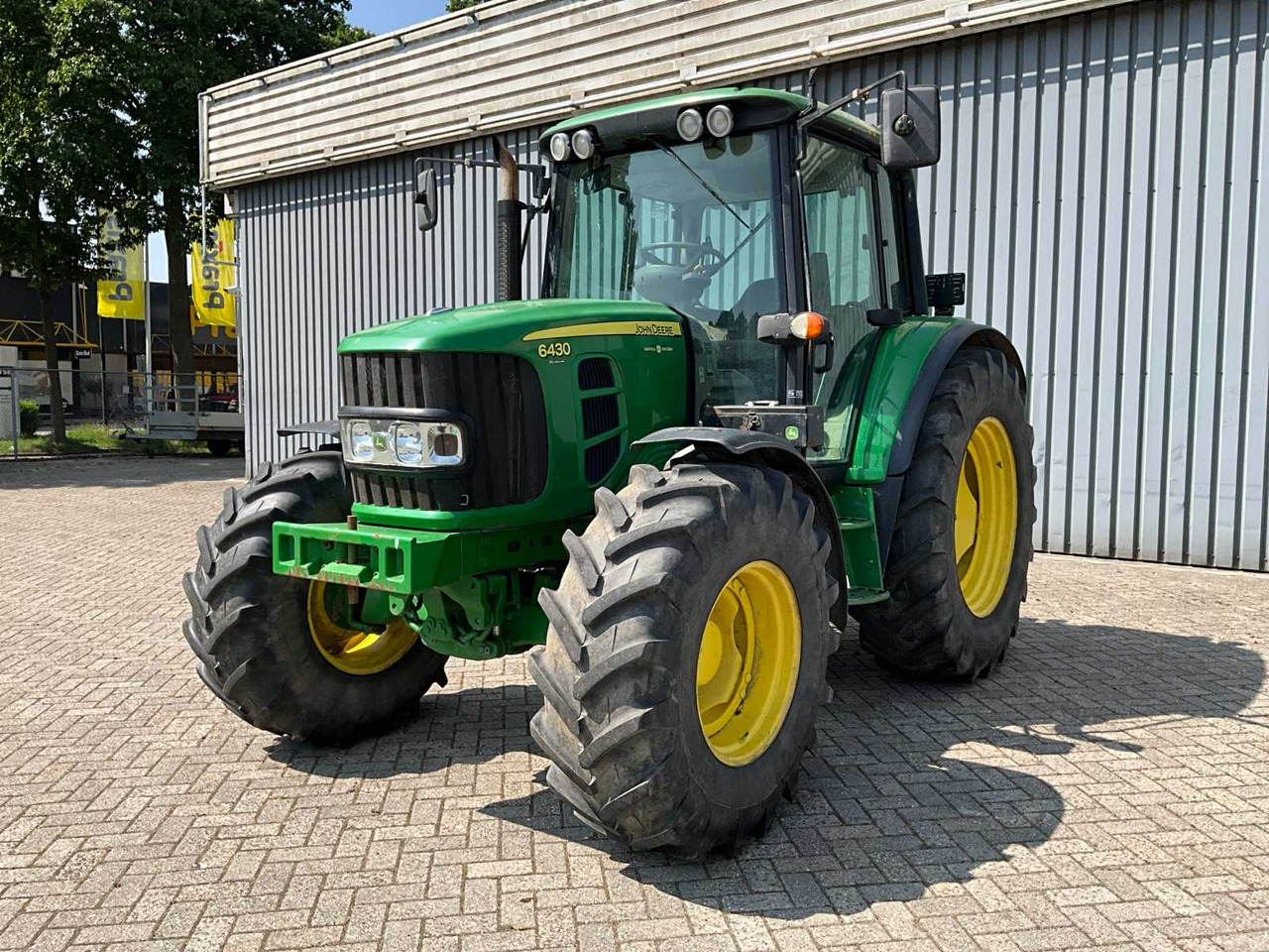 John Deere 6430 Premium - Tractor: afbeelding 1 John Deere 6430 Premium - Tractor: afbeelding 1