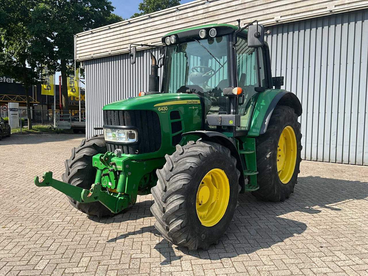 John Deere 6430 Premium - Tractor: afbeelding 1 John Deere 6430 Premium - Tractor: afbeelding 1