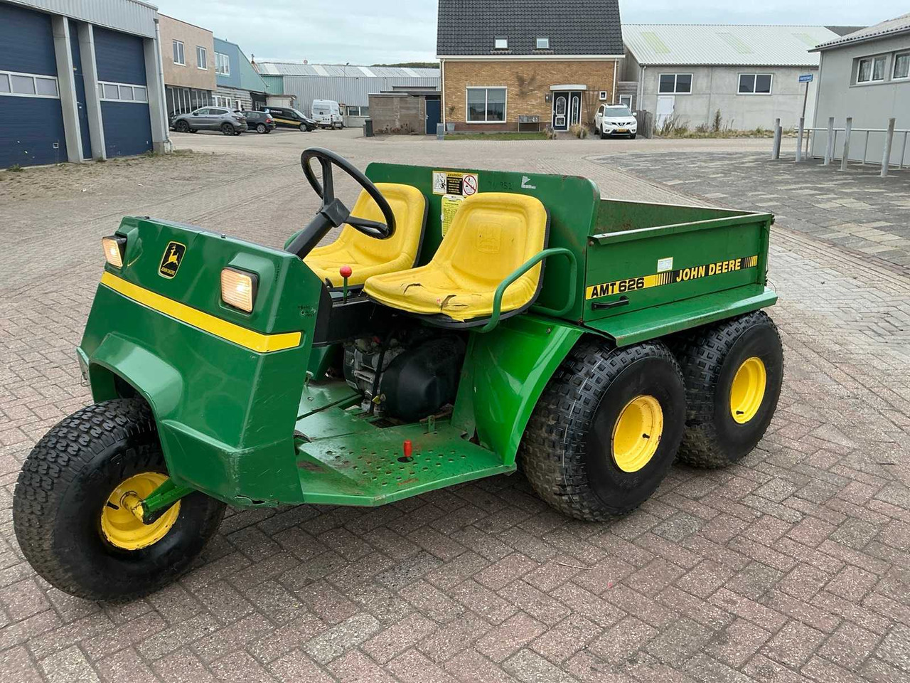 John Deere AMT 626 - Gemeentelijke tractor: afbeelding 1 John Deere AMT 626 - Gemeentelijke tractor: afbeelding 1