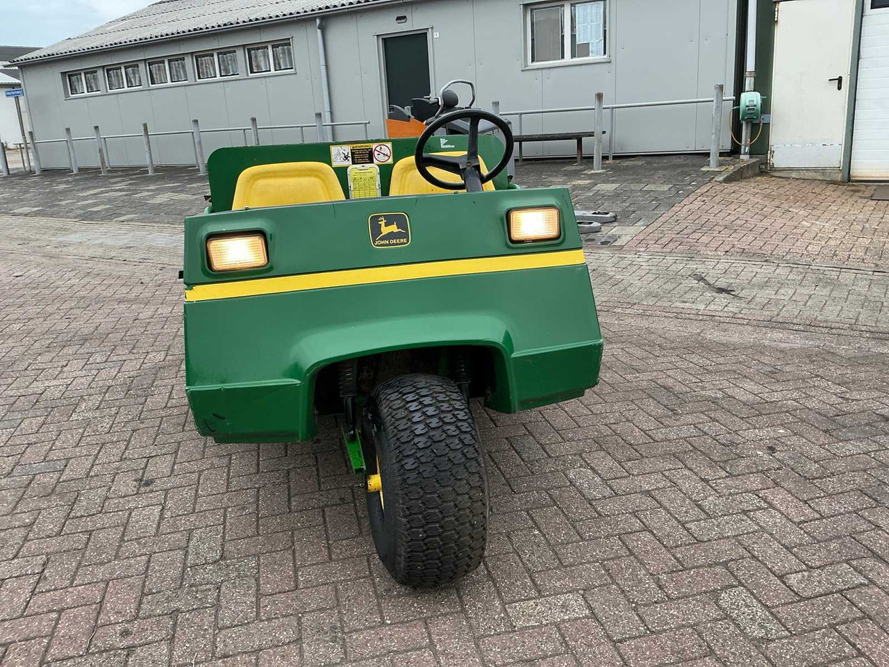 John Deere AMT 626 - Gemeentelijke tractor: afbeelding 3 John Deere AMT 626 - Gemeentelijke tractor: afbeelding 3