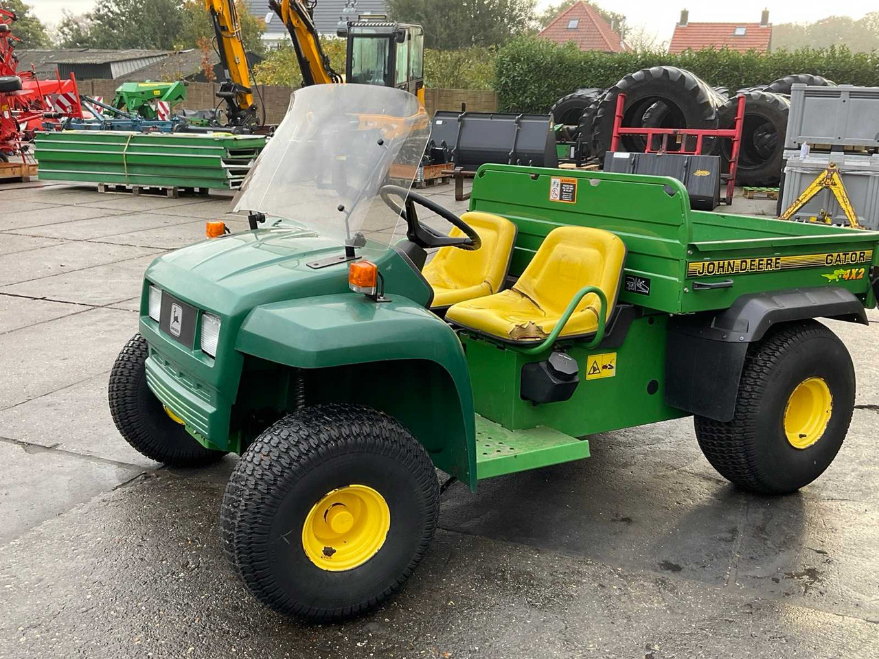 John Deere Gator 4x2 - Gemeentelijke tractor: afbeelding 5 John Deere Gator 4x2 - Gemeentelijke tractor: afbeelding 5