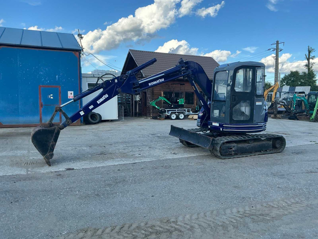 KOMATSU - PC50 UU-2 - MINI-EXCAVATOR - 2005 - Minigraafmachine: afbeelding 2 KOMATSU - PC50 UU-2 - MINI-EXCAVATOR - 2005 - Minigraafmachine: afbeelding 2