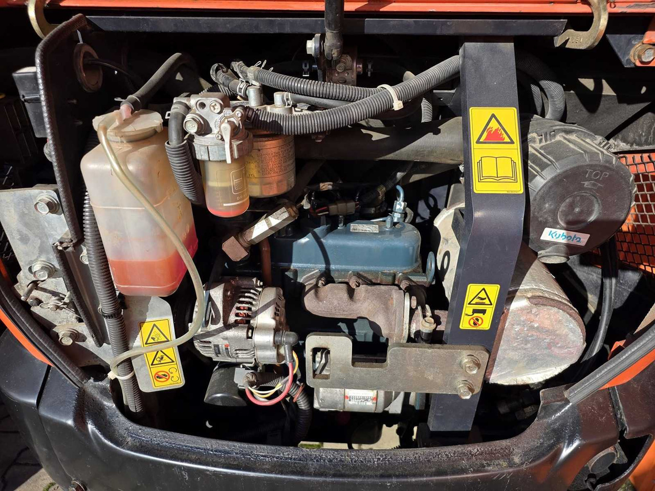 KUBOTA - KX016-4 - MINI-EXCAVATOR - 2016 - Minigraafmachine: afbeelding 5 KUBOTA - KX016-4 - MINI-EXCAVATOR - 2016 - Minigraafmachine: afbeelding 5